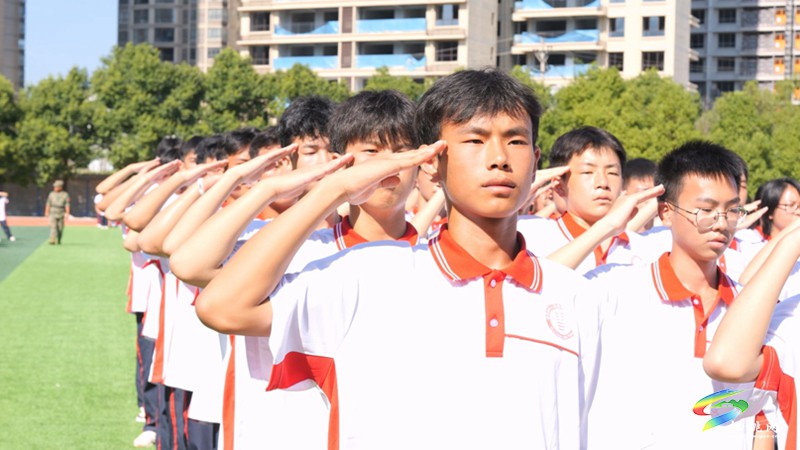 開學第一課 軍訓進行時