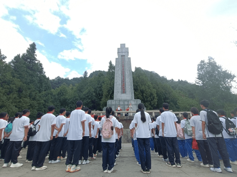【武陵視界】武陵山區(qū)域媒體聯(lián)盟蹲點報道 | 印江木黃村：“軟硬兼施” 讓紅色村莊煥發(fā)靚麗光彩