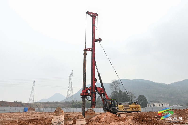 松桃舉行2024年第一批重大項(xiàng)目集中開工儀式
