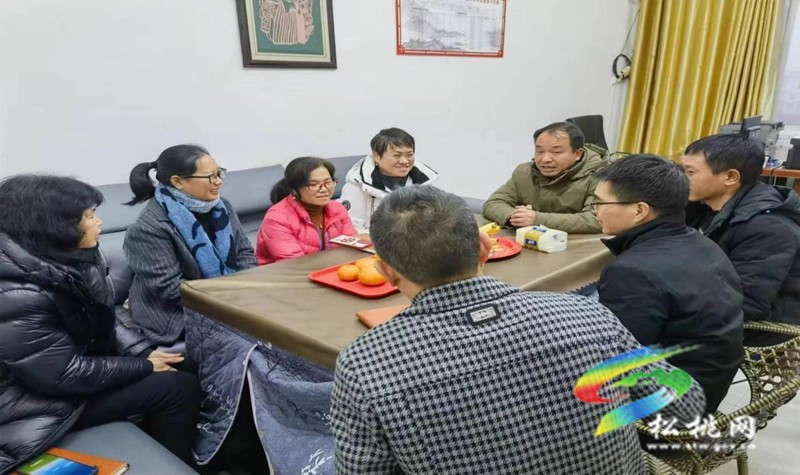 縣教育局走訪慰問援松支教幫扶人員