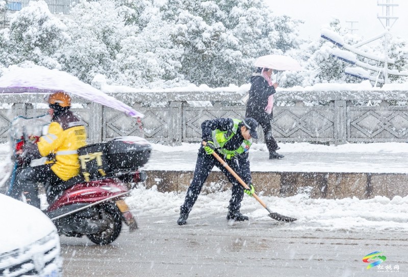 最美雪“警”，有速度更有溫度！