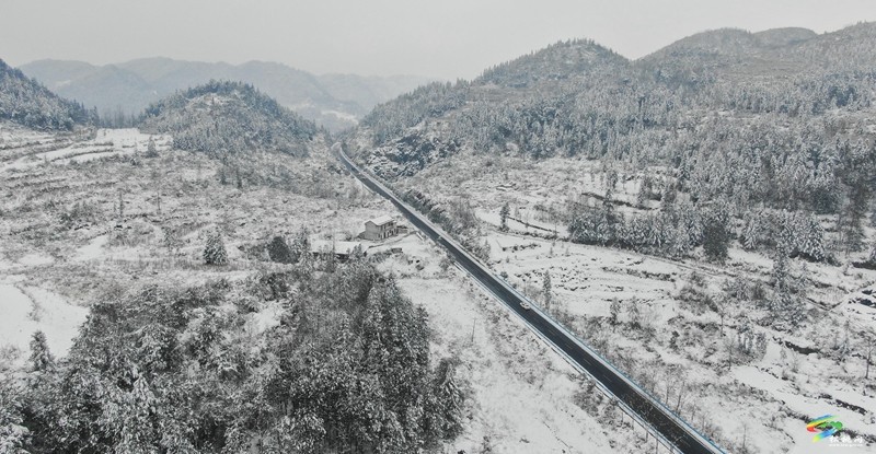 松桃：抗凝凍保暢通 積極應(yīng)對(duì)雨雪天氣