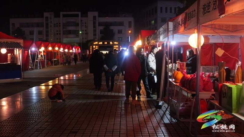 【新春走基層】松桃：年貨大集飄出濃濃年味