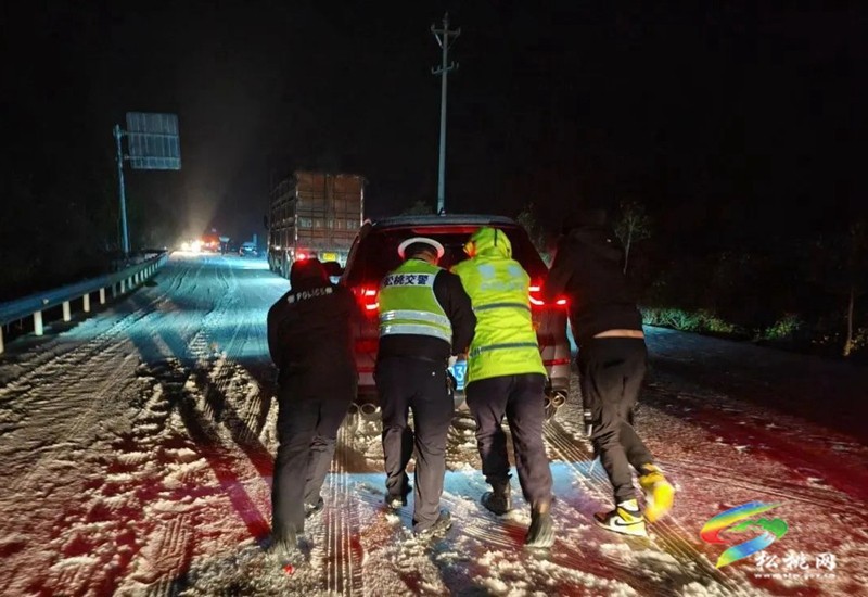 松桃公安交警:抗凝保暢  守護平安