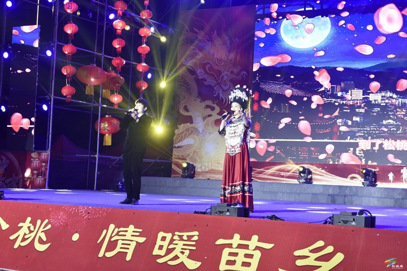 【網絡中國節(jié)·元宵】松桃：歌舞燈謎鬧元宵