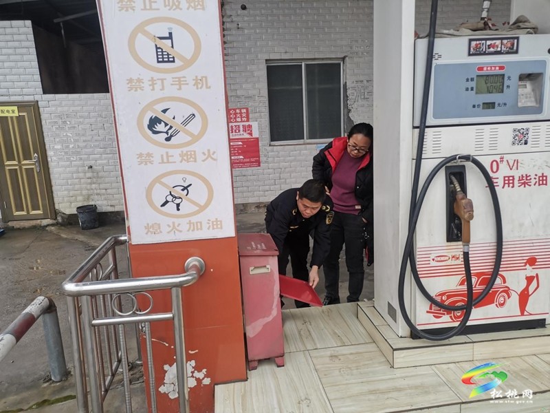 縣鎮(zhèn)應(yīng)急聯(lián)合開展全國兩會(huì)期間安全生產(chǎn)工作大檢查