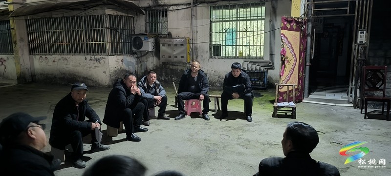 “院壩會(huì)”里話(huà)文明 創(chuàng)文工作入人心