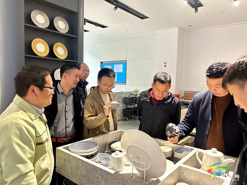 縣人社局赴福建、廣東等地開展勞務(wù)協(xié)作考察對接工作