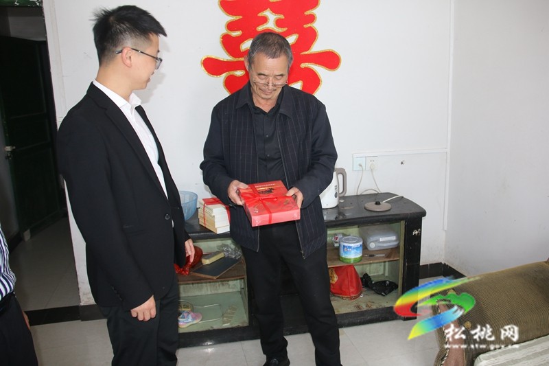 松桃公路管理段：以“三課”守“三心” 抓實(shí)作風(fēng)建設(shè)，點(diǎn)亮“廉潔星”