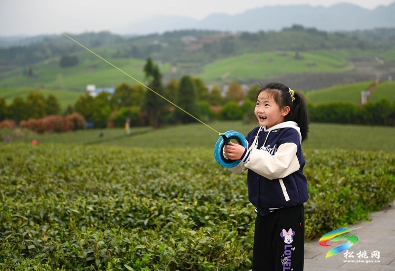 【網(wǎng)絡(luò)中國(guó)節(jié)·清明】松桃：踏青游玩正當(dāng)時(shí)