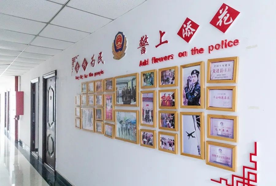 以文化“軟實(shí)力”激發(fā)隊(duì)伍“新活力”！松桃公安“五個(gè)堅(jiān)持”穩(wěn)步推進(jìn)警營(yíng)文化建設(shè)