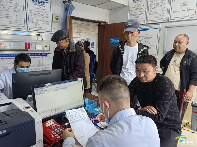 【五一我在崗】松桃醫(yī)務人員值班值守堅守群眾健康