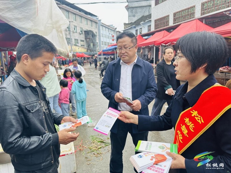 縣總工會常態(tài)化開展禁毒宣傳活動