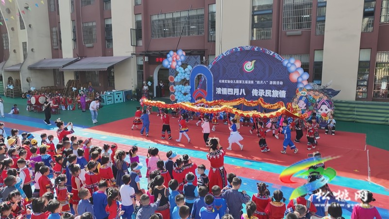 松桃實(shí)驗(yàn)幼兒園:萌娃多彩活動喜迎“四月八”