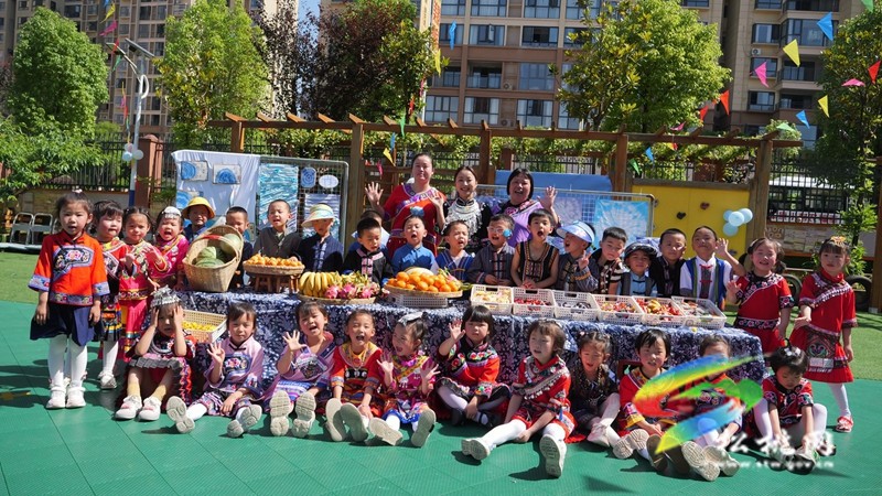 松桃實(shí)驗(yàn)幼兒園:萌娃多彩活動喜迎“四月八”