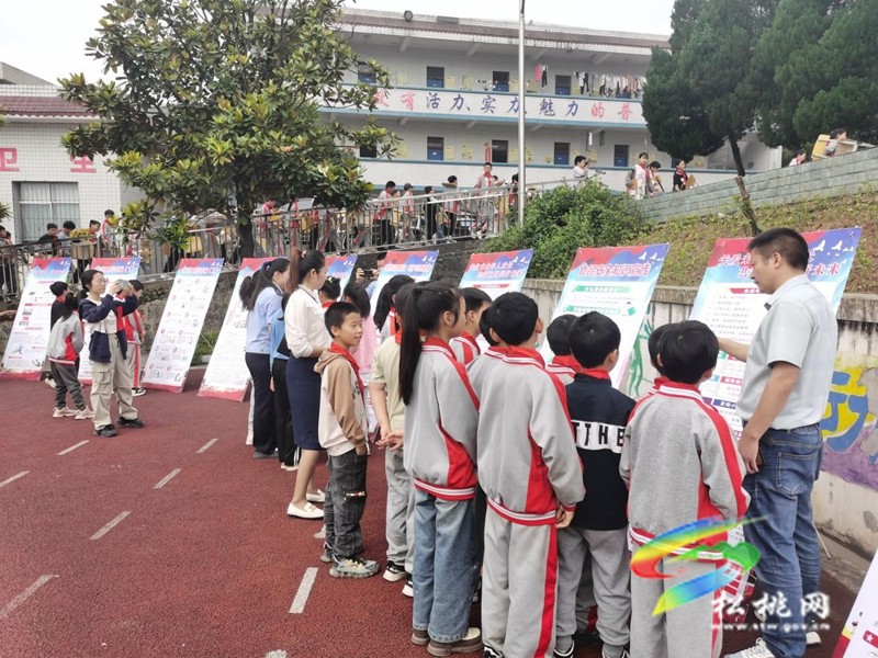 普覺鎮(zhèn)開展道路交通安全知識(shí)進(jìn)校園活動(dòng)