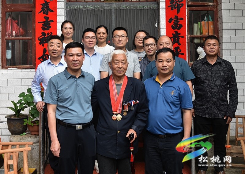 【粵黔協(xié)作 · 莞愛(ài)銅行】濃濃山海情?慰問(wèn)暖人心