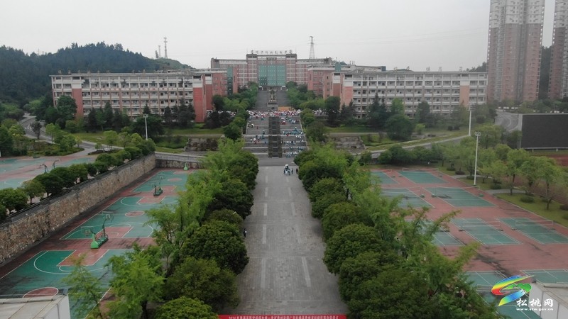 松桃：4799名學(xué)子奔赴考場