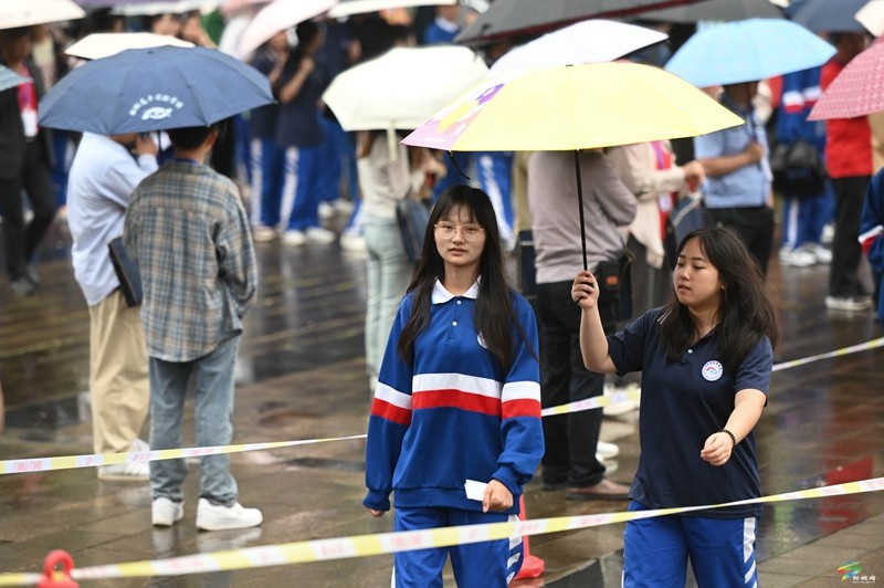 高考結(jié)束，一起回顧鏡頭下的這些美好瞬間