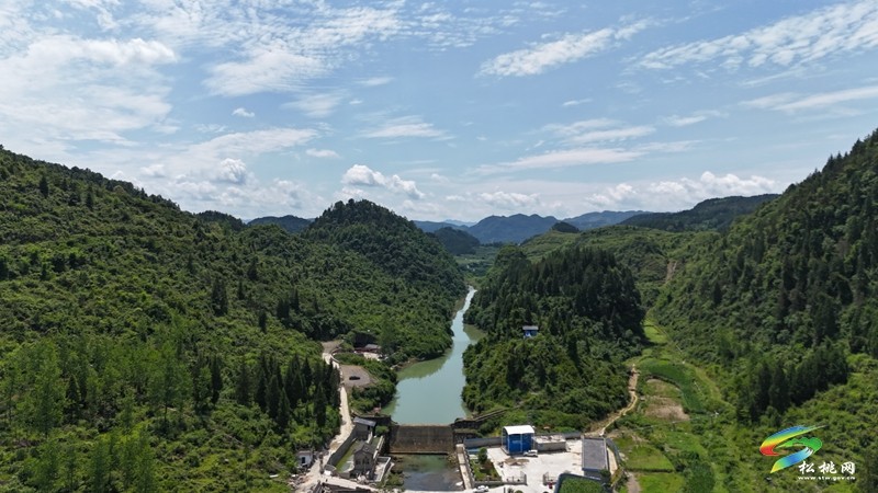 消暑納涼、美食美景、休閑游玩......來這里解鎖溶洞打開新方式