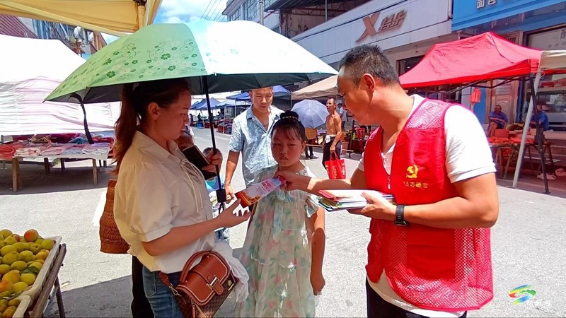 烏羅鎮(zhèn)：普法宣傳零距離，聯(lián)手共織安全網(wǎng)