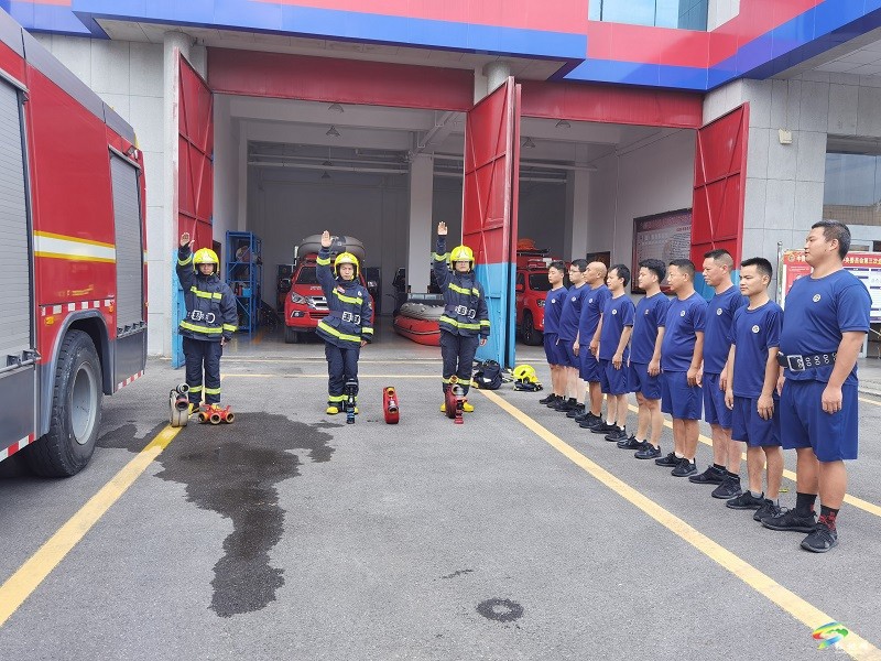 松桃消防組織鄉(xiāng)鎮(zhèn)政府專職隊“駐隊輪訓(xùn)”提質(zhì)強能