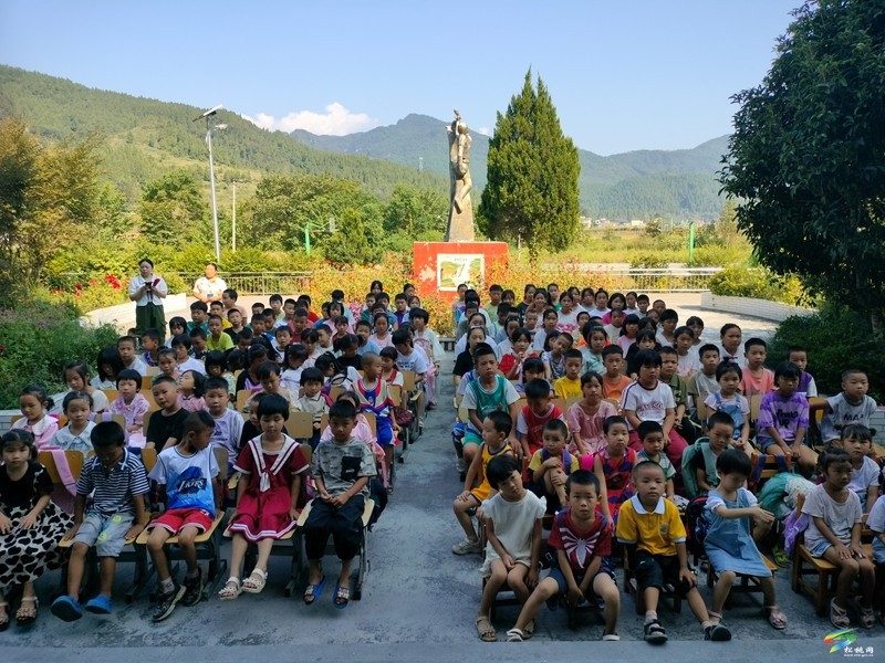 普覺鎮(zhèn)聯(lián)合開展秋季“安全知識進校園”系列宣傳教育活動
