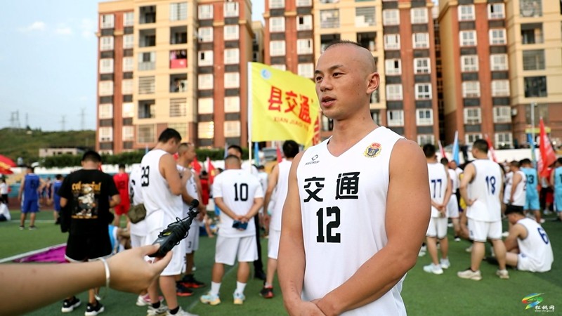 火熱開幕！松桃“籃球熱潮”持續(xù)升溫