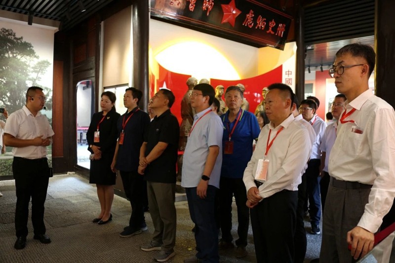 紀念紅二、紅六軍團木黃會師90周年座談會在印江召開