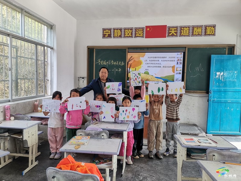 普覺鎮(zhèn)普覺中學(xué)音體美教師持續(xù)開展轄區(qū)走教活動