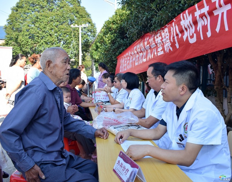 縣民族中醫(yī)院肛腸科：解后“股”之憂，健康“腸”相伴