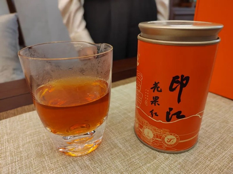 【武陵視界】綠樹開紅花 一葉富萬民——印江自治縣“紅綠”驅(qū)動茶產(chǎn)業(yè)高質(zhì)量發(fā)展
