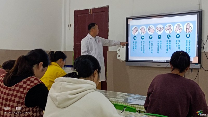寨英鎮(zhèn)開展秋冬季傳染病防控知識進(jìn)校園宣傳活動