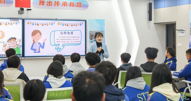 【粵黔協(xié)作·莞愛銅行】東莞名師來我縣開展送教活動