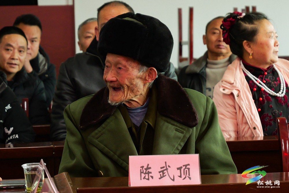黔渝邊區(qū)愛國(guó)主義教育交流暨博物館進(jìn)社區(qū)宣傳活動(dòng)舉行