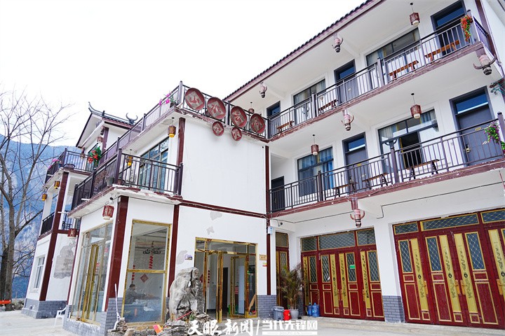 村里喜事捎北京·貴州｜烏江源苗歌起 最美藏在化屋基