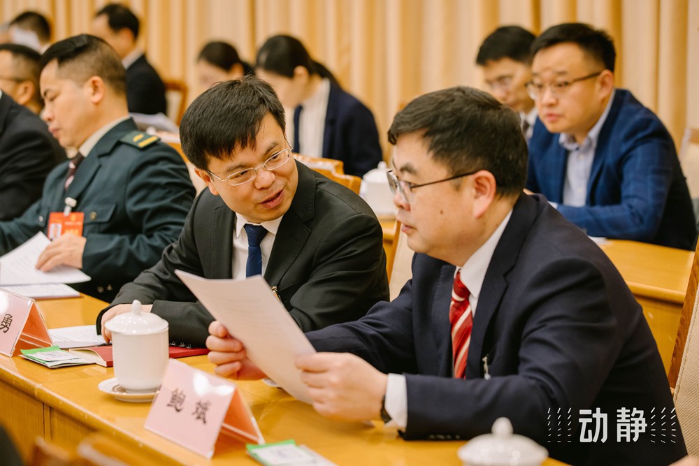 兩會鏡距離丨貴州代表團“開放日”，展現(xiàn)開放自信的貴州