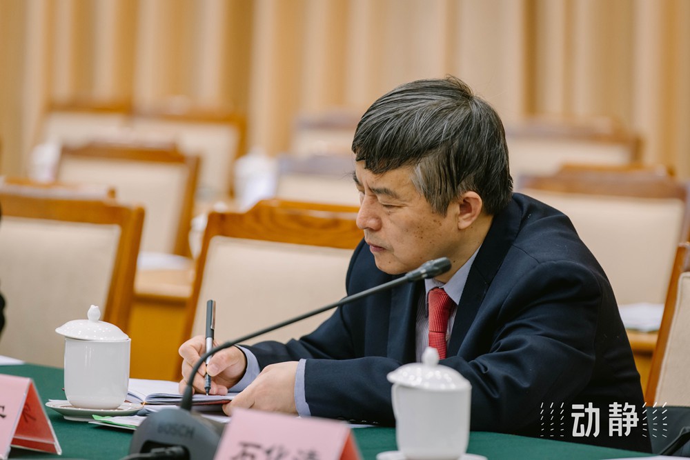兩會鏡距離丨貴州代表團“開放日”，展現(xiàn)開放自信的貴州