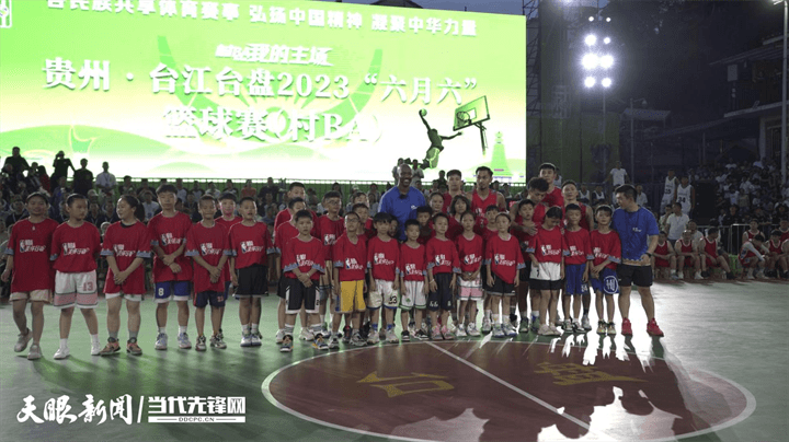 老外看兩會(huì)｜中國式全過程人民民主的模樣