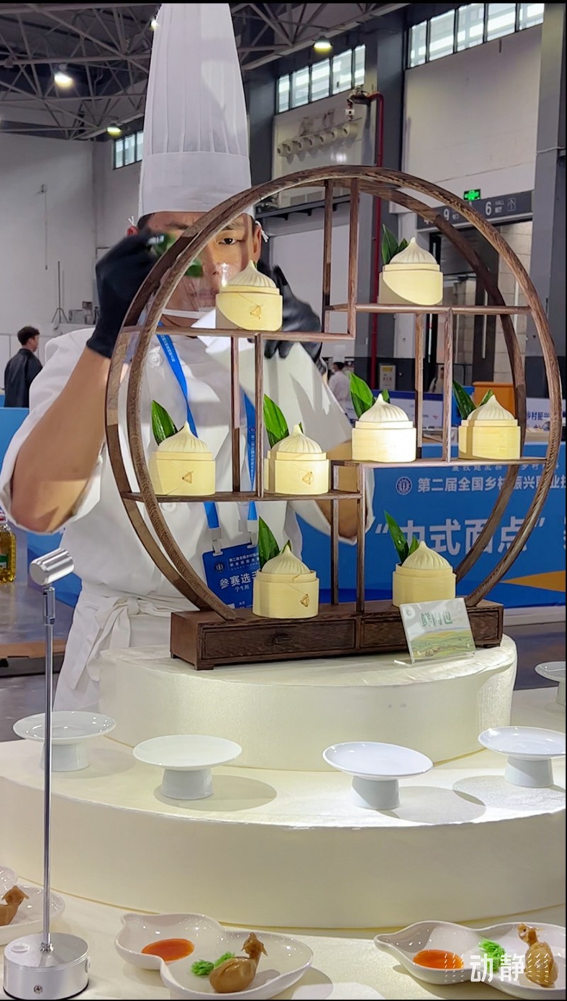 包子數(shù)褶、磚里藏畫……這些技能大賽的大神們手上功夫真了得