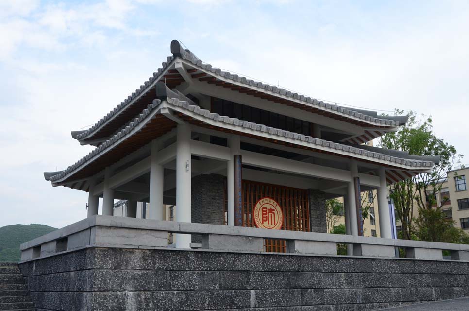 來貴陽，逛高校！說走就走的schoolwalk看這里→