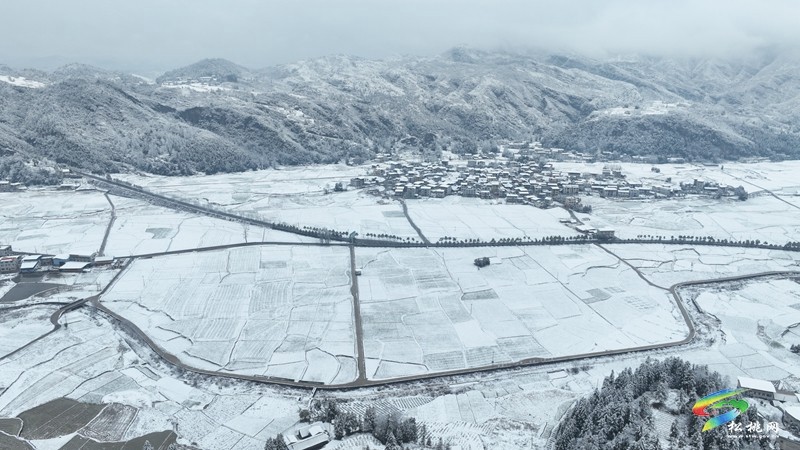 松桃烏羅鎮(zhèn)：雪景圖上新 一大波美景圖來(lái)襲~