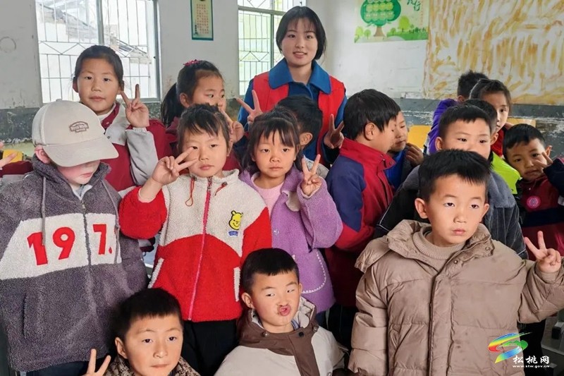 松桃大學生支教團：十三天點亮山區(qū)兒童求知夢想
