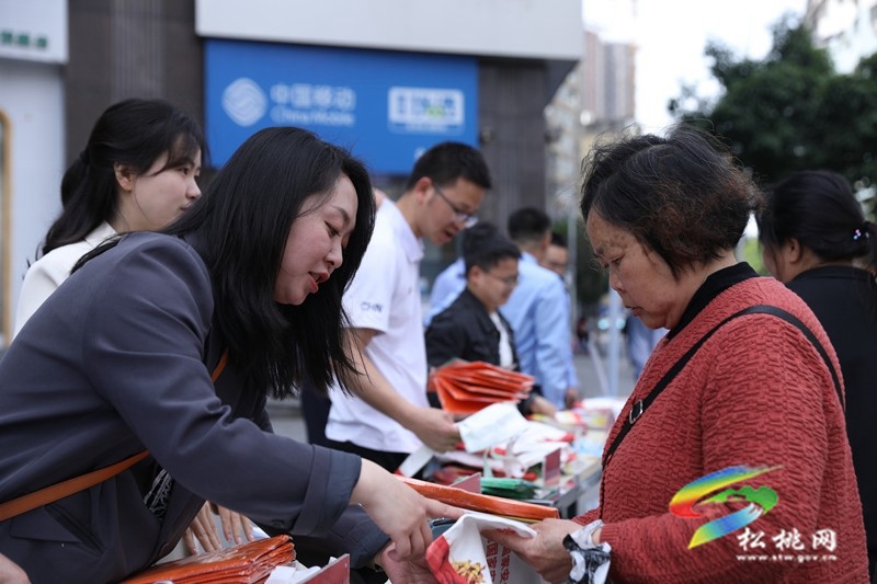 【國(guó)家安全教育】我縣開展全民國(guó)家安全教育日集中宣傳活動(dòng)