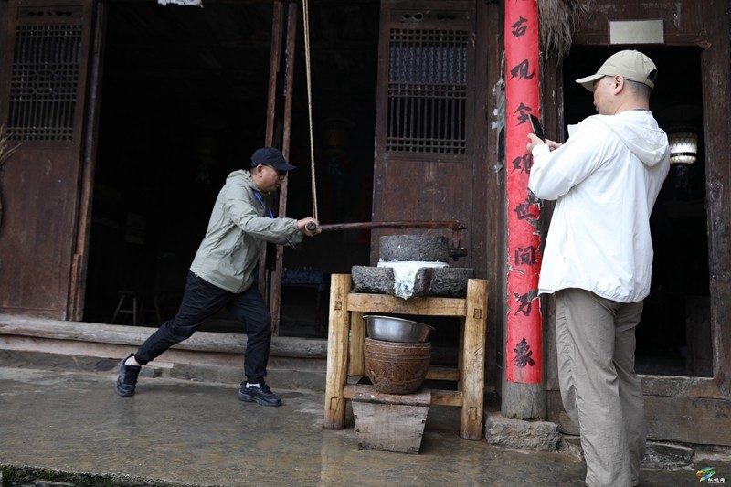松桃：苗王城非遺體驗(yàn)引熱潮  傳統(tǒng)技藝激活鄉(xiāng)村游