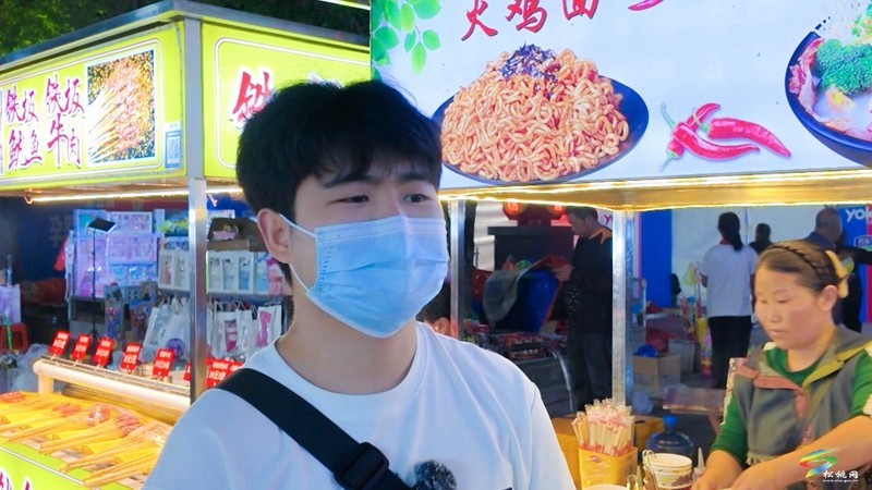 松桃：小城夜市 五一“食”力全開(kāi)
