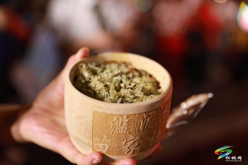 【吃貴州“晚飯”·看松桃村晚】松桃村晚第九期：矮塞與濫泥的激情碰撞 鄉(xiāng)村魅力盡顯