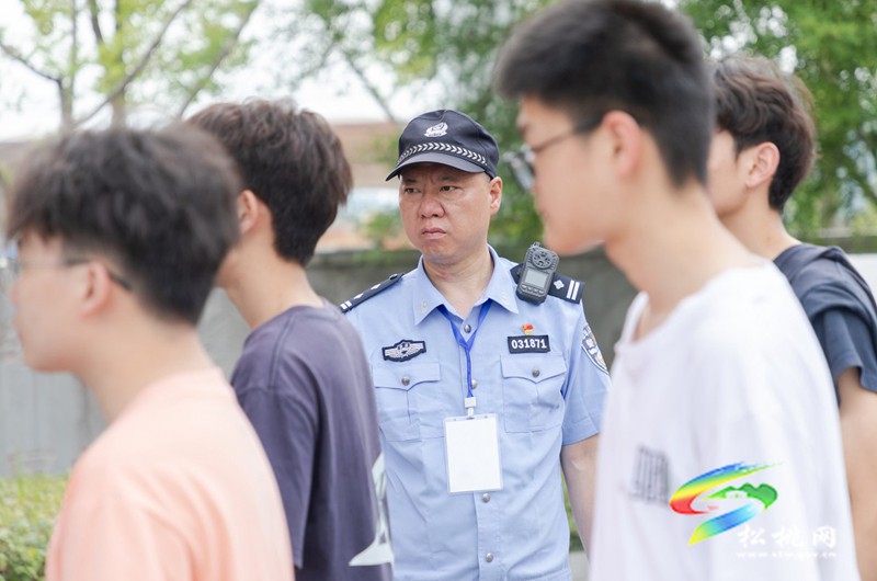高考落幕，平安“交卷”！松桃公安圓滿完成2025年高考安保工作