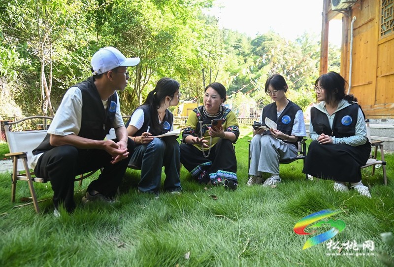 松桃大灣苗寨：鄉(xiāng)村文化旅游度假基地正式迎客