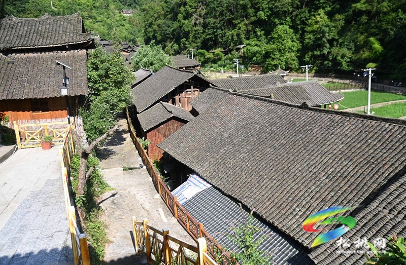 松桃大灣苗寨：鄉(xiāng)村文化旅游度假基地正式迎客